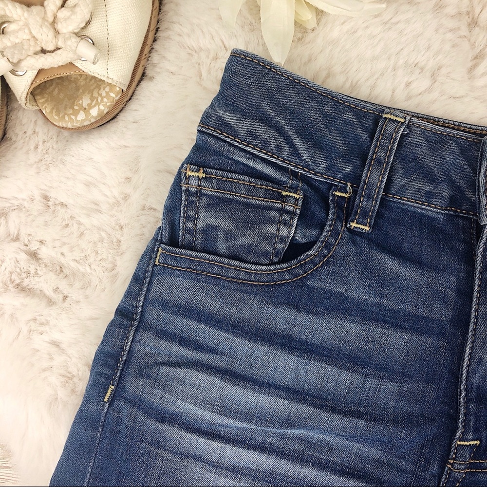 American Eagle Blue High Rise Shortie Jean 0 - Picture 4 of 8